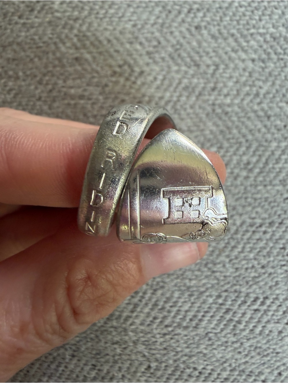Red Riding Hood Spoon Ring - Picture 9 of 14